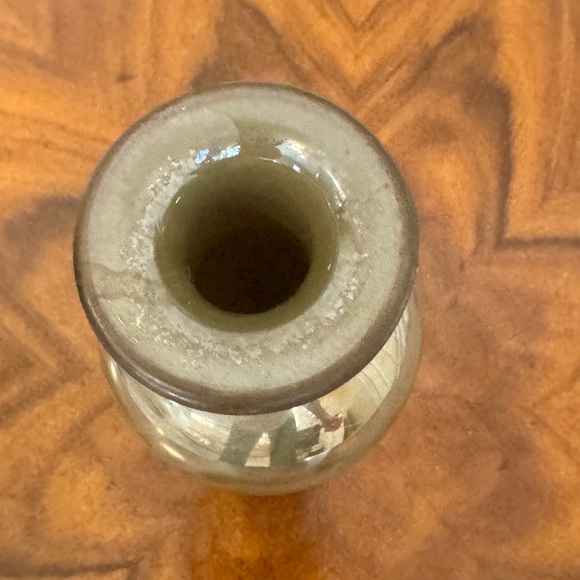 Vintage Art Nouveau Iridescent Glass Vase 8 Inches - Picture 14 of 14